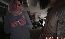 年轻的穆斯林少女Amirs的性遭遇