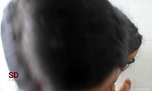 Mexická dívka dává hlavu a jezdí na svém příteli v domácím videu